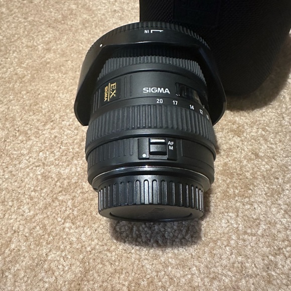 SIGMA wide angle lens 10-20mm for canon camera - Picture 2 of 3